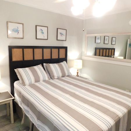 Budget Friendly Condo Perfect For A Romantic Getaway Within Walking Distance To The Beach! Gulf Shores Dış mekan fotoğraf