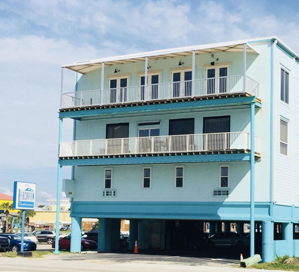 Budget Friendly Condo Perfect For A Romantic Getaway Within Walking Distance To The Beach! Gulf Shores Dış mekan fotoğraf