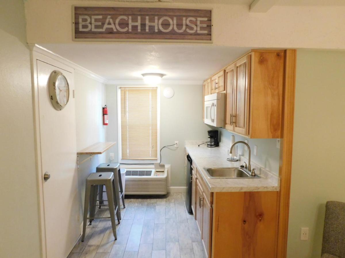 Budget Friendly Condo Perfect For A Romantic Getaway Within Walking Distance To The Beach! Gulf Shores Dış mekan fotoğraf