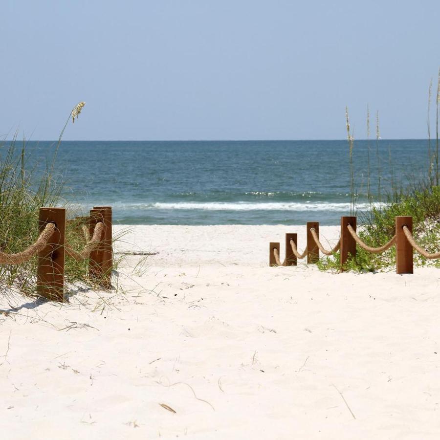 Budget Friendly Condo Perfect For A Romantic Getaway Within Walking Distance To The Beach! Gulf Shores Dış mekan fotoğraf