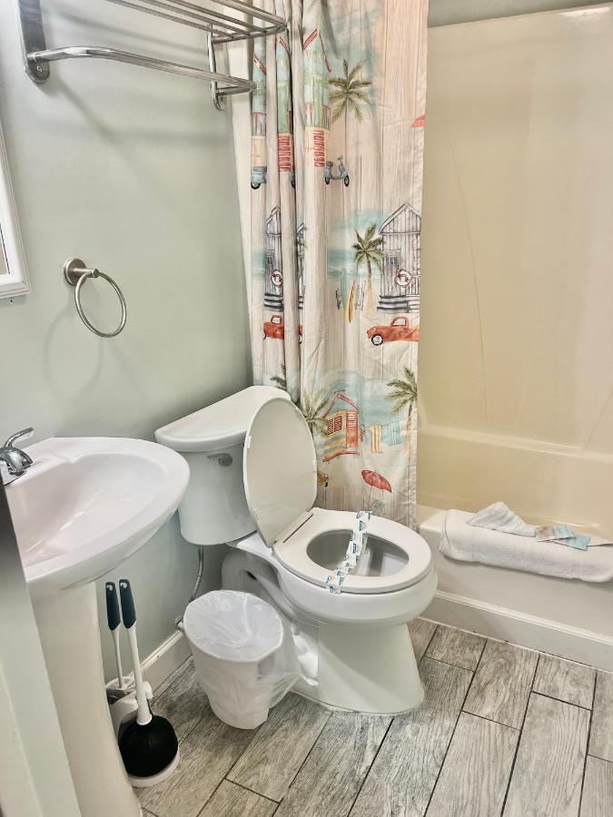 Budget Friendly Condo Perfect For A Romantic Getaway Within Walking Distance To The Beach! Gulf Shores Dış mekan fotoğraf